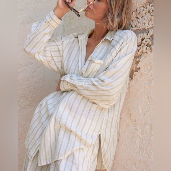 Aerie Two-Piece Set – Striped Button-Down Shirt L High-Waist Wide-Leg Pants M - Picture 5 of 16